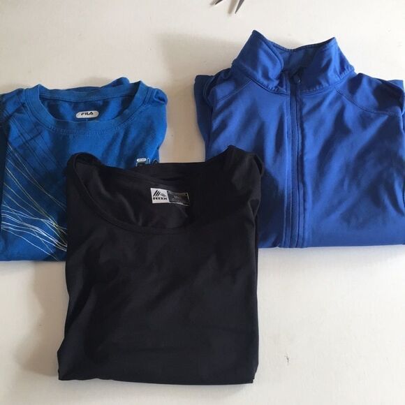 ☑️ Athletic Top Bundle of 3 Items Size Large - Picture 3 of 11